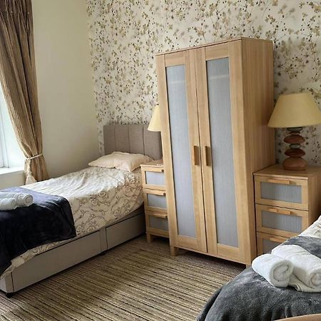 The Pavilion Guest House Millom Extérieur photo